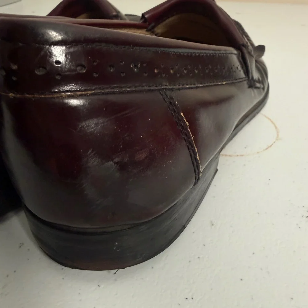 GH Bass Weejuns Tassel Loafer Men 9.5 D Burgundy Leather Kiltie Preppy Dress Sho